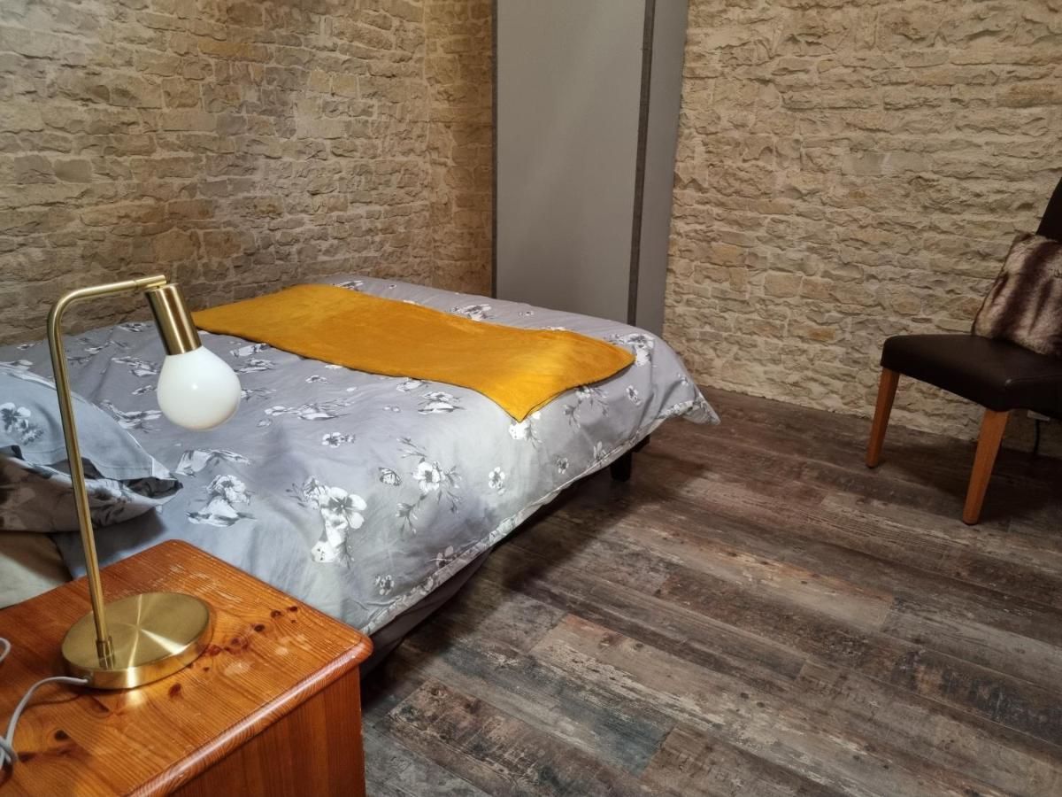 Le Verger Des Noyer Relaxing Getaway With Private Pool Mairé-l'Eveseault Exterior foto